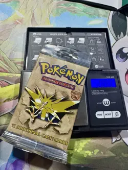 Rare Pokemon Unlimited Fossil Set Sealed Long Crimp Booster Pack 20.99 Grams. - Image 1