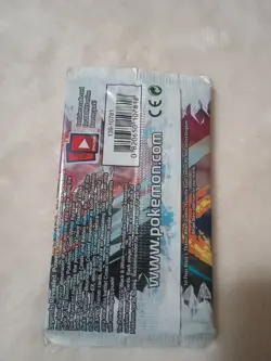 Pokemon TCG: Black and White Boundaries Crossed Factory Sealed Pack. TCG-CCG - Image 2