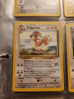 Pokemon TCG Pidgeotto Base Set 22/102 Unlimited Rare - Image 1