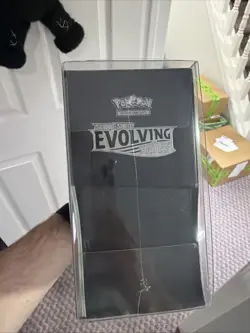 Pokemon - Evolving Skies (Umbreon) Elite Trainer Box ETB - Sealed with Protector - Image 2