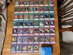 Yugioh Elemental Hero deck Comes Sleeved And Deck Box lot 27 - Image 1