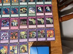 Yugioh Elemental Hero deck Comes Sleeved And Deck Box lot 27 - Image 3