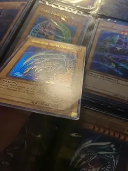 YuGiOh SDK-001 1st Edition Ultra Rare Blue Eyes White Dragon - Image 5
