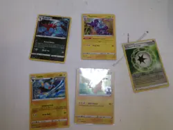 Lot of 5 Pokemon Reverse Holo/Holo Cards - Image 1