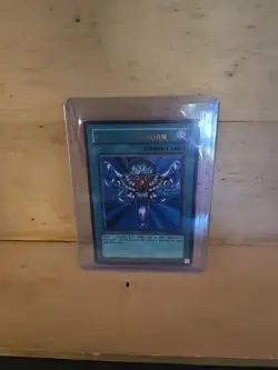 Yugioh! Monster Reborn LOB-118 Unlimited Ultra Rare LP (Original Print) - Image 1