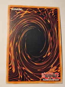 Garura, Wings of Resonant Life (V.1 - Super Rare●YUGIOH●RA02●PORTUGUESE●NM●37242 - Image 2