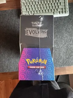 Pokemon Sword and Shield Evolving Skies Elite Trainer Box ETB and Tin Costco - Image 4