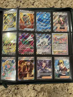 ?? Lot Of 480 Pokemon Card Collection Binder ?? - Image 1