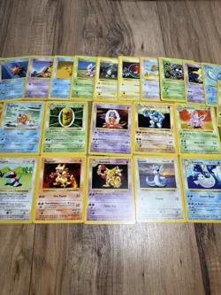 Vintage Shadowless Pokemon Card Lot Uncommon Common Light-Moderate Play 27 Cards - Image 3