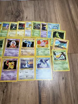 Vintage Shadowless Pokemon Card Lot Uncommon Common Light-Moderate Play 27 Cards - Image 4