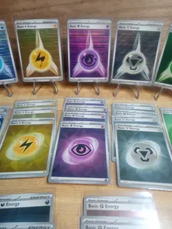 25 Holo Energy Cards Pokemon Lot - Image 4