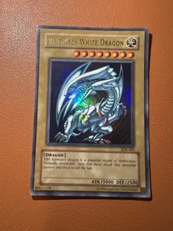 Blue-Eyes White Dragon SDK-001 Yu-Gi-Oh! TCG Holo Foil Unlimited Kaiba Card - Image 1