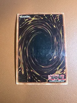 Blue-Eyes White Dragon SDK-001 Yu-Gi-Oh! TCG Holo Foil Unlimited Kaiba Card - Image 2