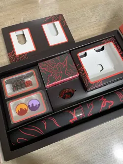 X1 Pokemon Team Rocket's Moltres Playmat, deck Box, coin, Markers & dice - Image 1