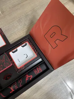 X1 Pokemon Team Rocket's Moltres Playmat, deck Box, coin, Markers & dice - Image 2