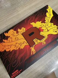 X1 Pokemon Team Rocket's Moltres Playmat, deck Box, coin, Markers & dice - Image 4