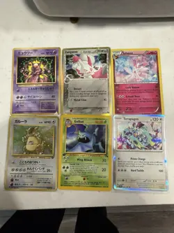 6 Random Pokemon Cards - Image 1