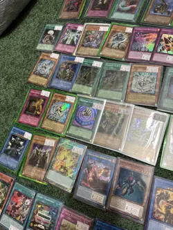 80+ Vintage Modern YU-GI-OH CARD LOT! YUGI KAIBA CYBER DRAGON RARE - Image 4