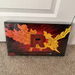 Pokemon TCG Team Rocket’s Moltres EX UPC Sealed In Hand - Image 3