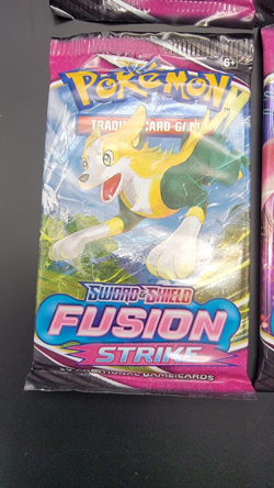 Pokemon TCG Sword & Shield Fusion Strike Booster Pack Set (4) - Factory Sealed - Image 4