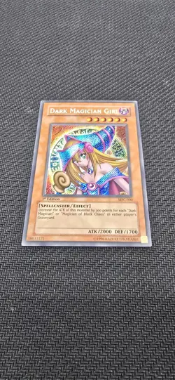 YUGIOH 2003 | DARK MAGICIAN GIRL | MFC-000 | 1ST EDT | VG - EXCELLENT | SCR - Image 2