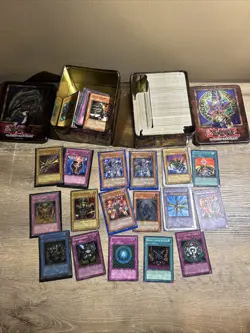 Vintage YuGiOh Lot, LOB, 1st Edition/Unlimited NM-HP, Huntsman Of Dark World - Image 1