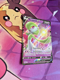 Gardevoir V - SWSH105 - Pokemon TCG - ULTRA RARE BLACK STAR PROMO - NM - Image 2