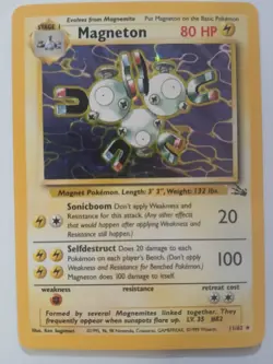 Magneton - 11/62 - Fossil Set - Unlimited - Holo Rare - Pokemon - WOTC - Damaged - Image 1