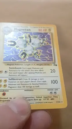 Magneton - 11/62 - Fossil Set - Unlimited - Holo Rare - Pokemon - WOTC - Damaged - Image 2