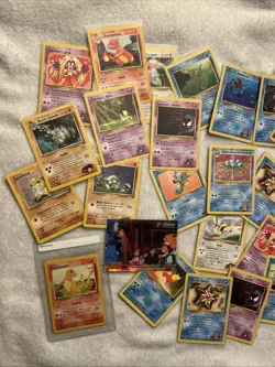 Pokemon Lot (30+ Cards) - Image 3