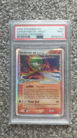 POKEMON CARD 2006 EX GARDEVOIR EX HOLO DRAGON FRONTIERS #93 GRADED PSA 9 - Image 1