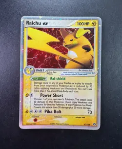 2005 POKEMON EX EMERALD RAICHU EX-HOLO TCG - Image 1