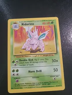 Nidorino 37/102 - Pokemon Base Set Unlimited Uncommon WOTC Vintage LP - Image 1