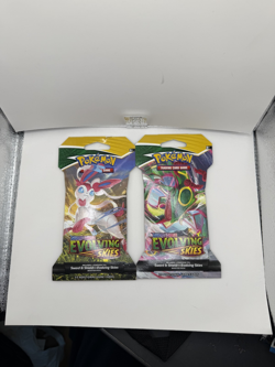Pokemon - Evolving Skies Sleeved Booster (one) Pack Sealed* - Image 1