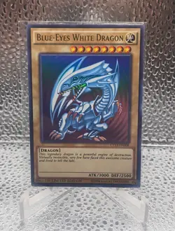 Yugioh Blue-Eyes White Dragon CT13-EN008 2016 Mega-Tins Limited Edition LP - Image 1