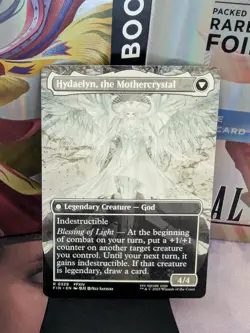 Venat, Heart of Hydaelyn Borderless & Foiled Japanese Version MTG Final Fantasy - Image 3