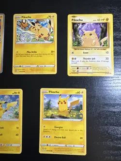 Pokemon TCG Pikachu Lot 5 Cards Common and Uncommon Near Mint - Image 3