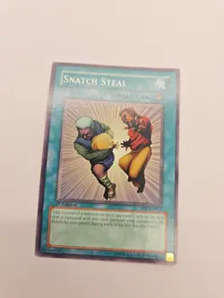 Snatch Steal SD2-EN013 Structure Deck: Zombie Madness 1st Edition - Image 1