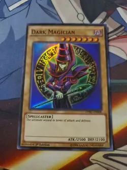( DARK MAGICIAN ) Super - DPBC-EN008 1st NM - Yu-Gi-Oh Duelist Pack Battle City - Image 1