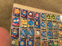72 MewTwo Strikes Back PokeTrivia Cards Inc #06 Charizard squirtle 1998 - Image 3