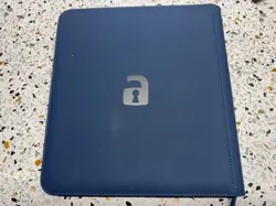 Vault X Royal Blue 12-Pocket Exo-Tec Zip Binder - 480 Cards - Used - Image 2