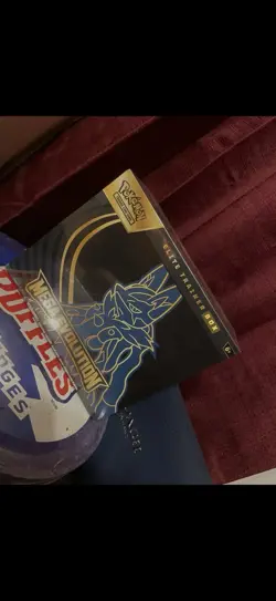 Pokemon Mega Evolution Lucario Elite Trainer Box ETB - Image 2