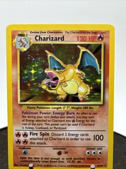 Pokemon TCG Charizard Base Set 4/102 Holo Unlimited Holo Rare - Image 2