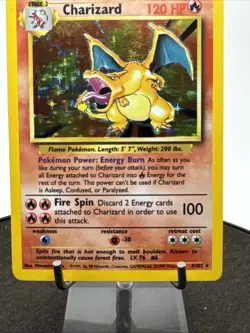 Pokemon TCG Charizard Base Set 4/102 Holo Unlimited Holo Rare - Image 3