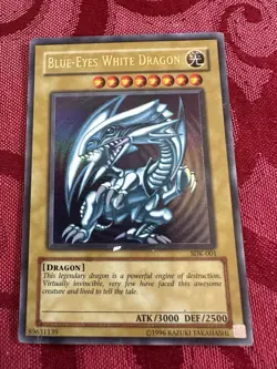 Yugioh Blue-Eyes White Dragon SDK-001 Ultra Rare Unlimited - Image 1