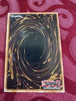 Yugioh Blue-Eyes White Dragon SDK-001 Ultra Rare Unlimited - Image 2
