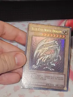 Yu-Gi-Oh! Blue-Eyes White Dragon SDK-001 Faded Ultra Rare #2 - Image 3