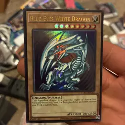 Yu-Gi-Oh Blue Eyes White Dragon LCKC-EN001 Ultra Rare Version 2 Unlimited - Image 1