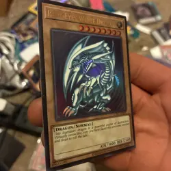 Yu-Gi-Oh Blue Eyes White Dragon LCKC-EN001 Ultra Rare Version 2 Unlimited - Image 2