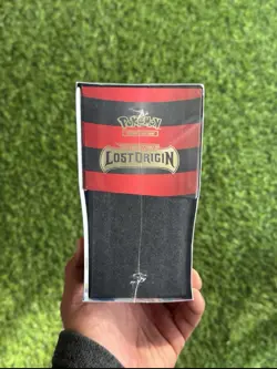 Lost Origin Elite Trainer Box - Pokemon Sword And Shield - Etb - Factory Sealed - Image 4